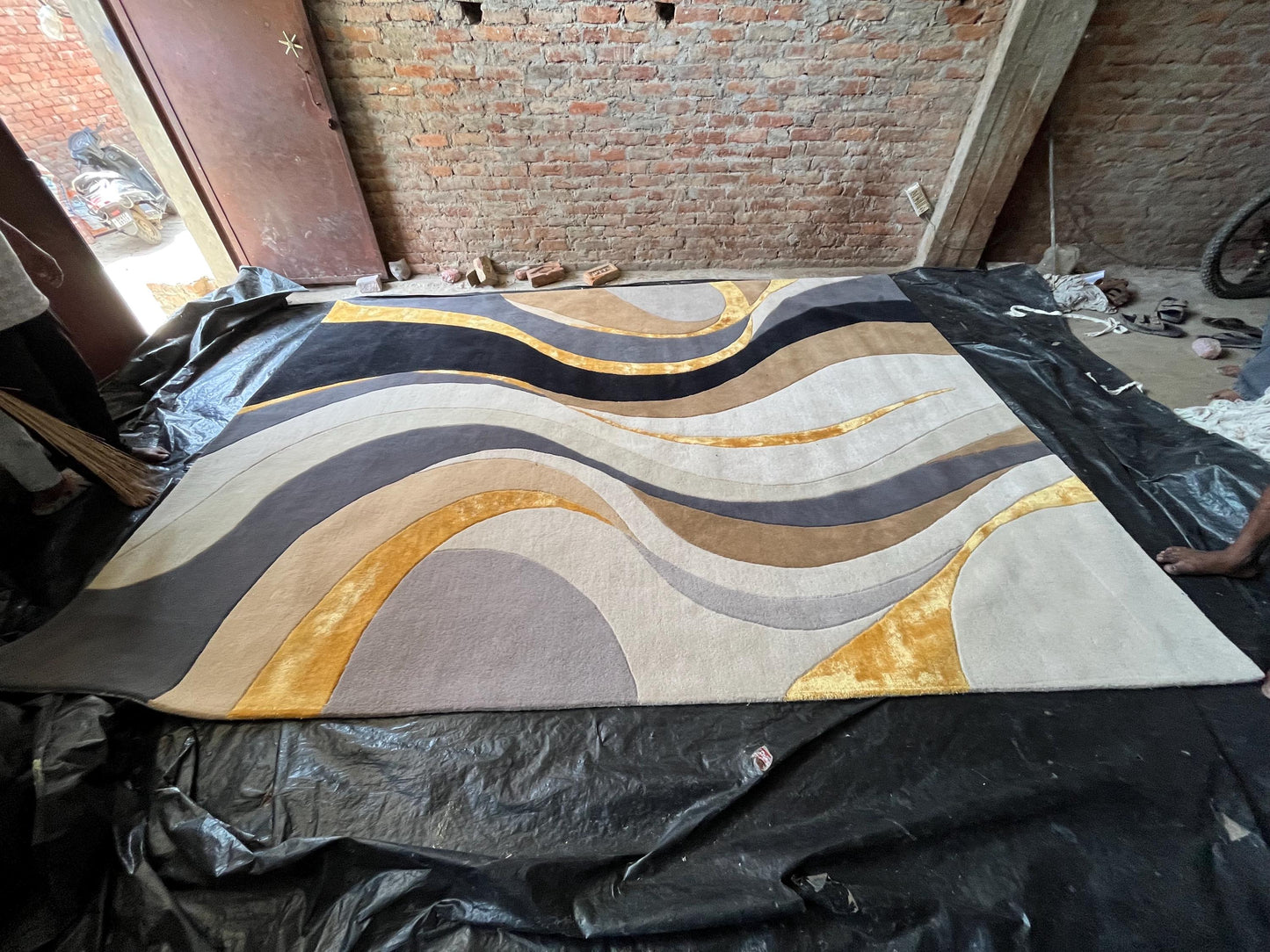 Luxury Abstract Hand Tufted Wool Rug | Modern Black Gold Cream Area Rug | Designer Bedroom Rug | Contemporary Handmade Carpet, 6x9 8x10 9x12