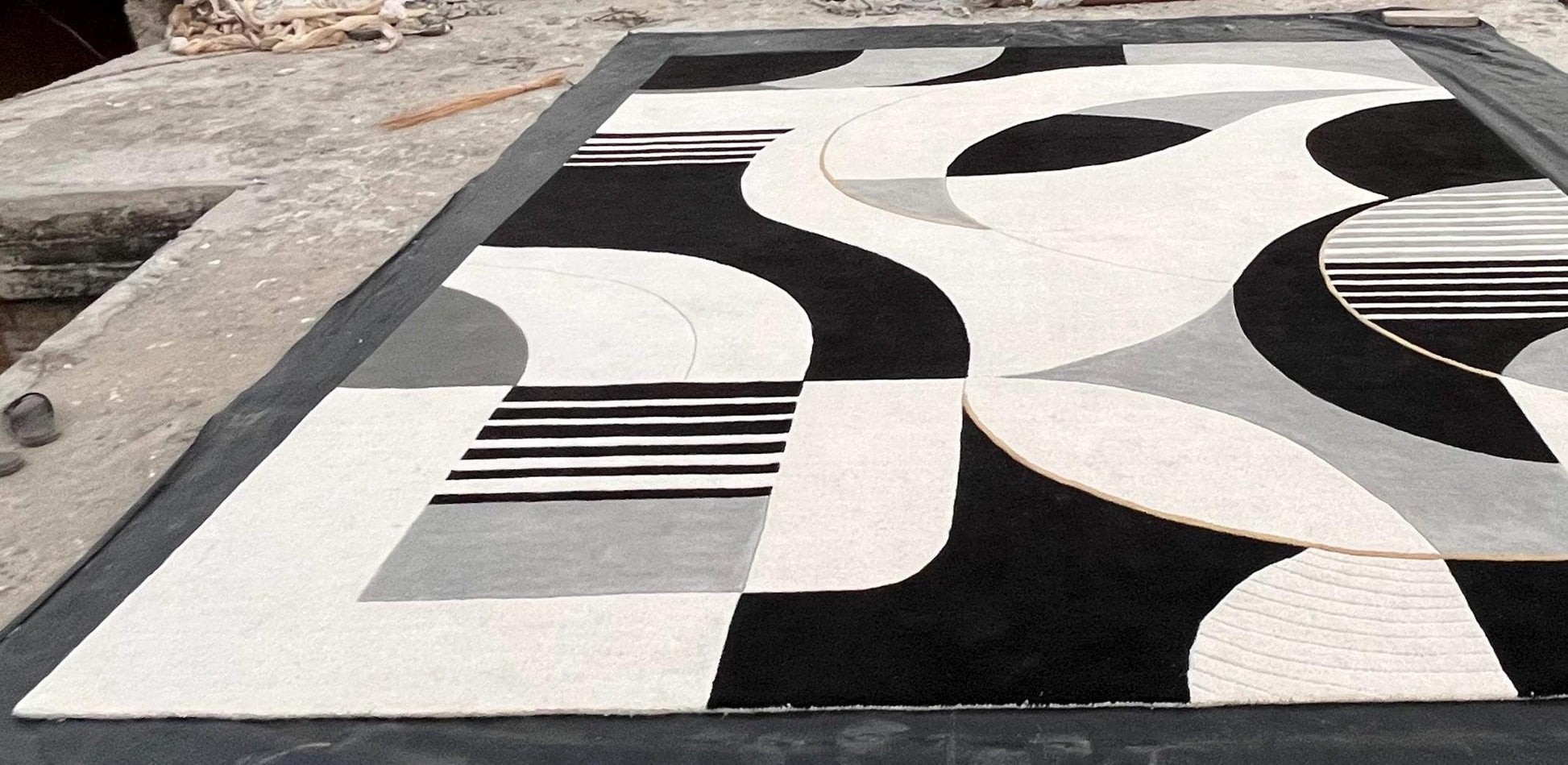 Luxury Black and White Abstract Rug | Modern Minimalist Area Rug | High Pile Plush Contemporary Carpet | Designer Living Room Statement Rug