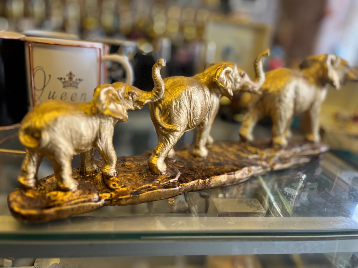 Luxury Gold Elephant Family Statue | Feng Shui Elephant Decor | Modern Resin Elephant Figurines | Lucky Home Decor Gift | Living Room Shelf